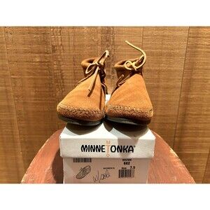 Minnetonka 682 Women's Moccasin Size US 7.5 Fringe Hardsole Brown Suede